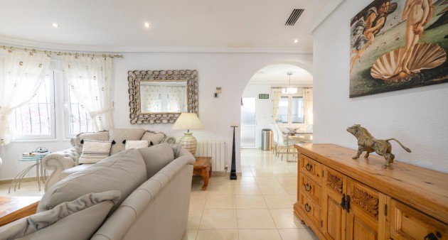 Sale - Chalet - Ciudad Quesada - Rojales