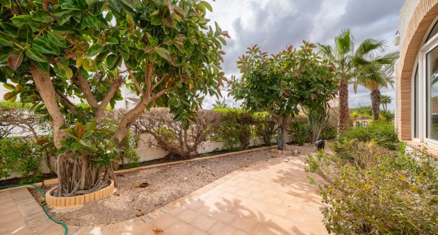 Sale - Chalet - Ciudad Quesada - Rojales