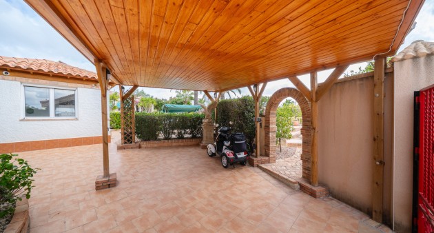 Sale - Chalet - Ciudad Quesada - Rojales