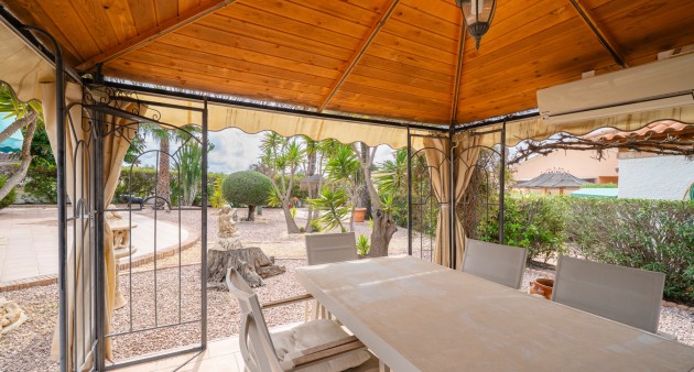 Sale - Chalet - Ciudad Quesada - Rojales