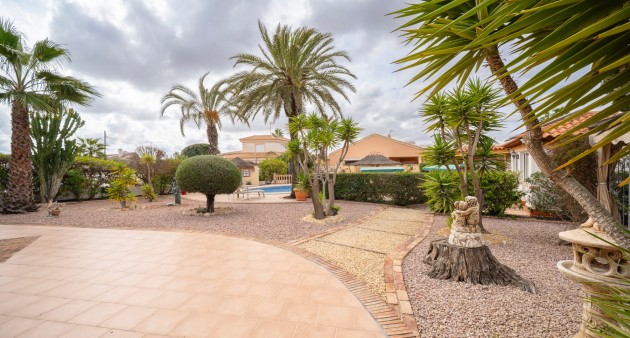 Sale - Chalet - Ciudad Quesada - Rojales