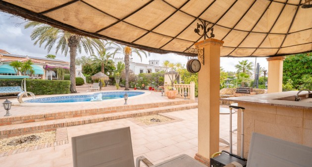 Sale - Chalet - Ciudad Quesada - Rojales