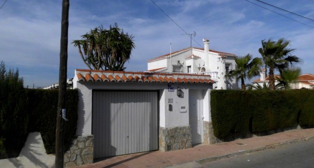 Venta - Chalet - Torrevieja