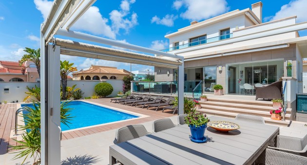 Sale - Villa - Ciudad Quesada - Rojales