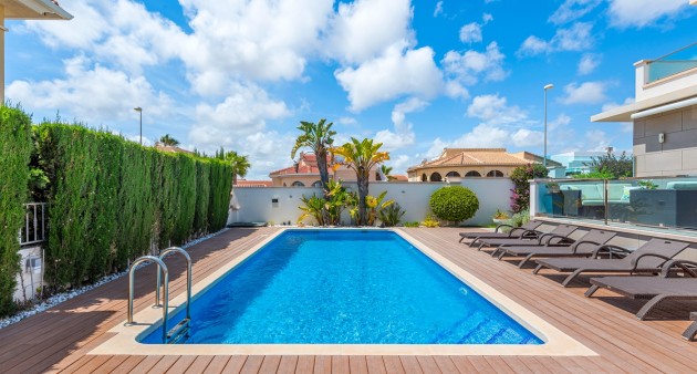 Sale - Villa - Ciudad Quesada - Rojales