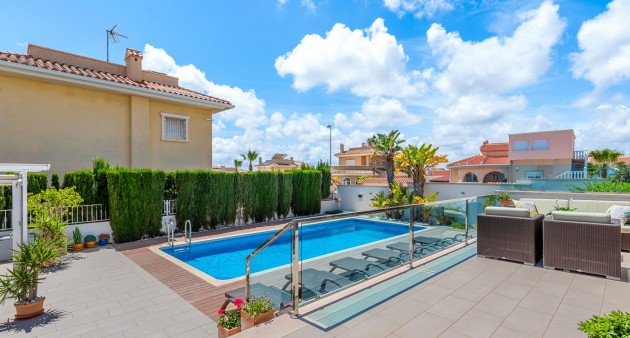 Sale - Villa - Ciudad Quesada - Rojales