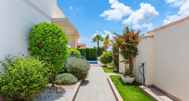 Sale - Villa - Ciudad Quesada - Rojales