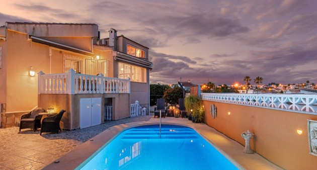 Sprzedaż - Willa - Ciudad Quesada - Rojales