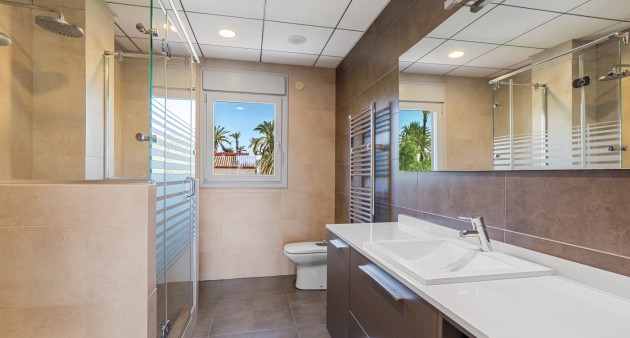 Sprzedaż - Willa - Elche/Elx