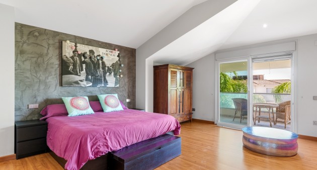 Sprzedaż - Willa - Elche/Elx