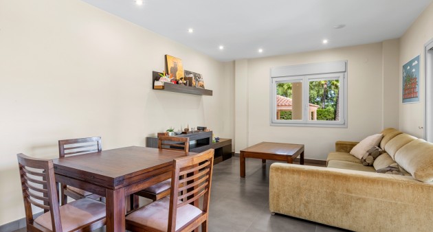 Sprzedaż - Willa - Elche/Elx