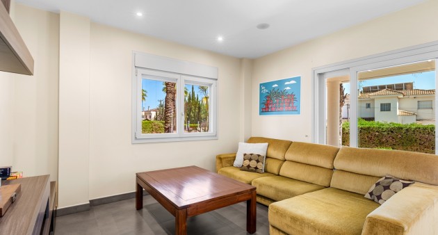 Sprzedaż - Willa - Elche/Elx