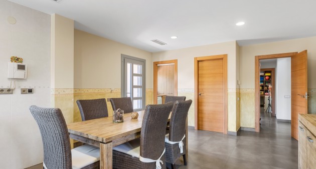 Sprzedaż - Willa - Elche/Elx