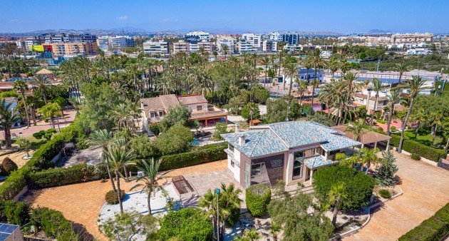 Sprzedaż - Willa - Elche/Elx