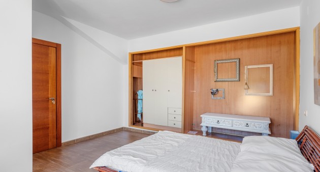 Sprzedaż - Willa - Alfas del Pi