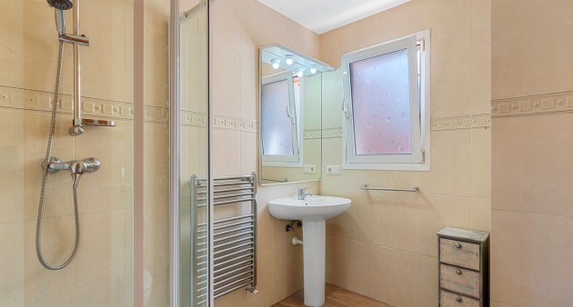 Sprzedaż - Willa - Alfas del Pi