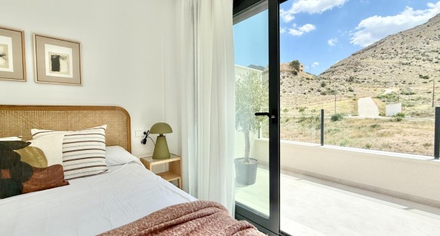 Novostavba - Town House - Cox - San Fernando