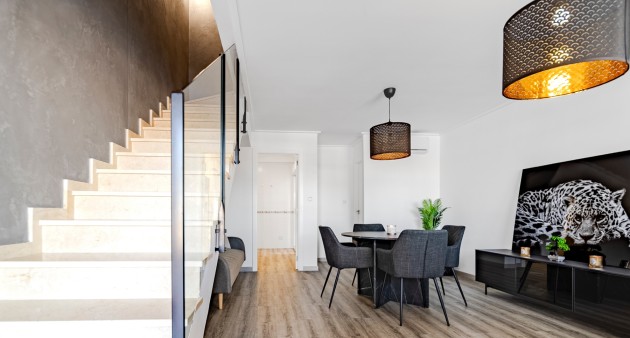 Sprzedaż - Townhouse - Los Balcones