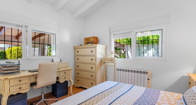 Sale - Country estate - Benijófar