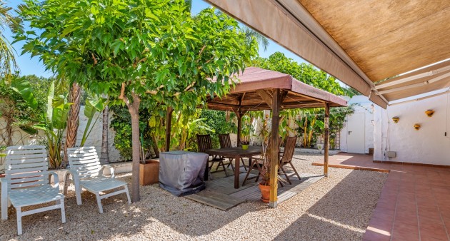 Sale - Country estate - Benijófar