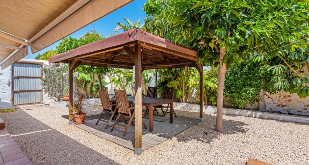 Sale - Country estate - Benijófar