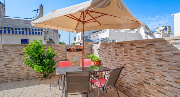 Sprzedaż - Townhouse - ﻿Torrevieja (Alicante) - Spain