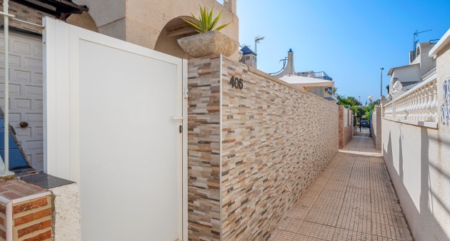 Sprzedaż - Townhouse - ﻿Torrevieja (Alicante) - Spain