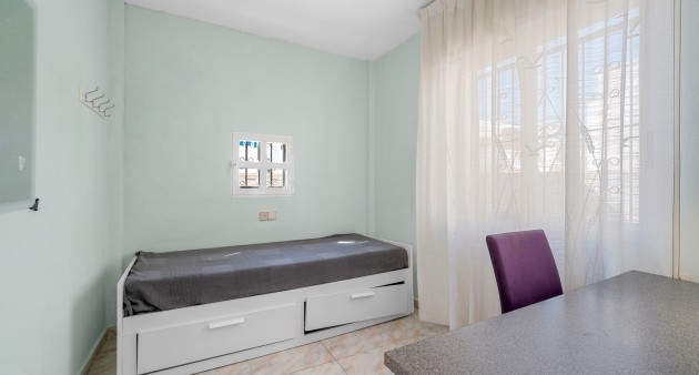 Sprzedaż - Townhouse - ﻿Torrevieja (Alicante) - Spain