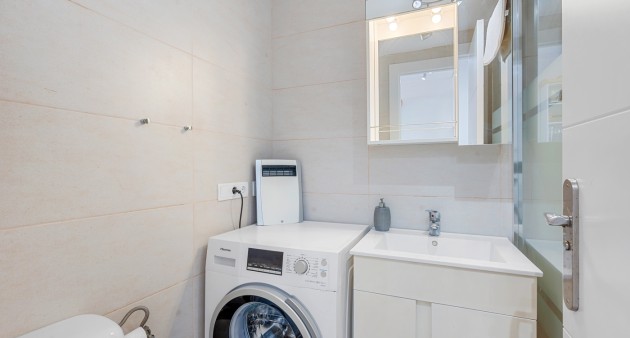 Sprzedaż - Townhouse - ﻿Torrevieja (Alicante) - Spain