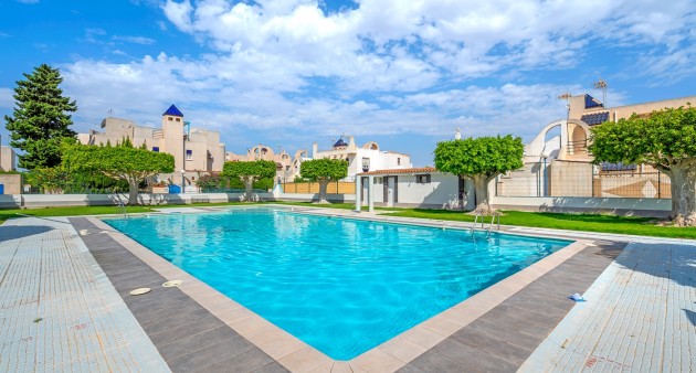 Sprzedaż - Townhouse - ﻿Torrevieja (Alicante) - Spain