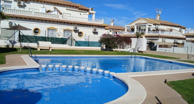 Sale - Townhouse - Orihuela costa
