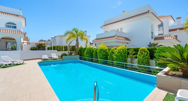 Sale - Villa - Ciudad Quesada - Rojales