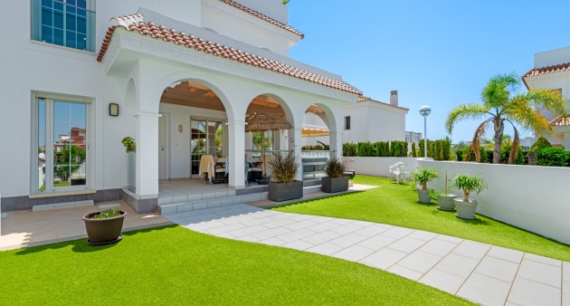 Sale - Villa - Ciudad Quesada - Rojales