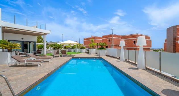 Sale - Villa - Orihuela costa - Villamartín