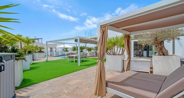 Sale - Villa - Orihuela costa - Villamartín