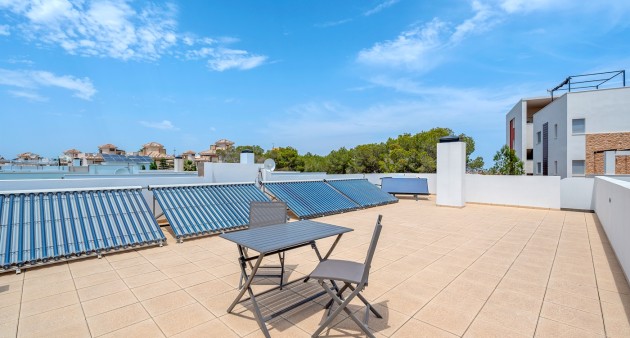 Sale - Villa - Orihuela costa - Villamartín