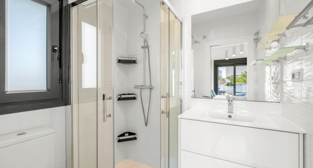 Sale - Villa - Orihuela costa - Villamartín