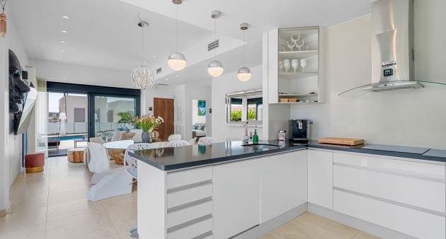 Sale - Villa - Orihuela costa - Villamartín