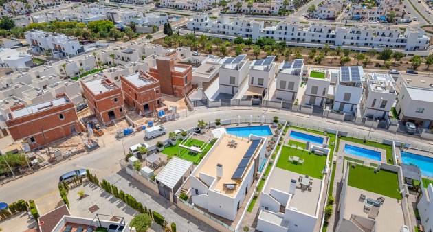 Sale - Villa - Orihuela costa - Villamartín