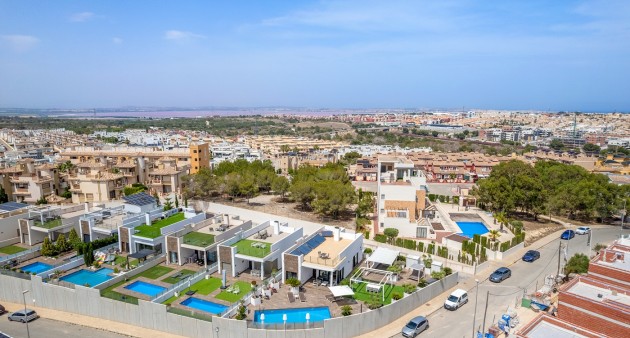 Sale - Villa - Orihuela costa - Villamartín