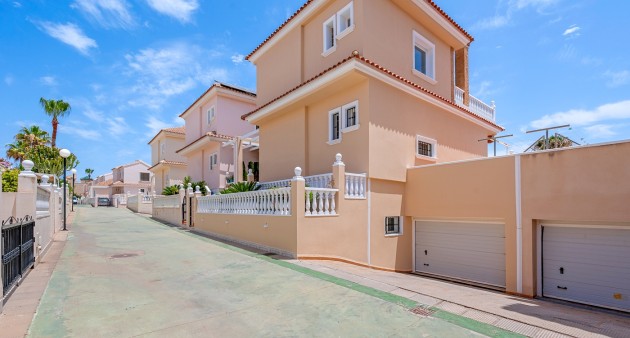 Bruktbolig - Villa - Torrevieja