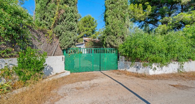 Sale - Villa - Benferri