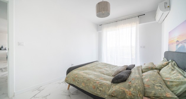 Sale - Flat - Orihuela costa - Punta Prima