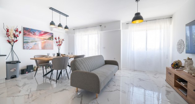 Sale - Flat - Orihuela costa - Punta Prima