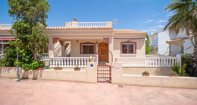 Sale - Villa - Algorfa