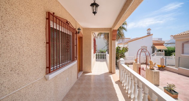 Sale - Villa - Algorfa