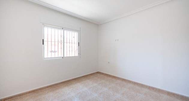 Sale - Villa - Algorfa