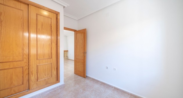 Sale - Villa - Algorfa