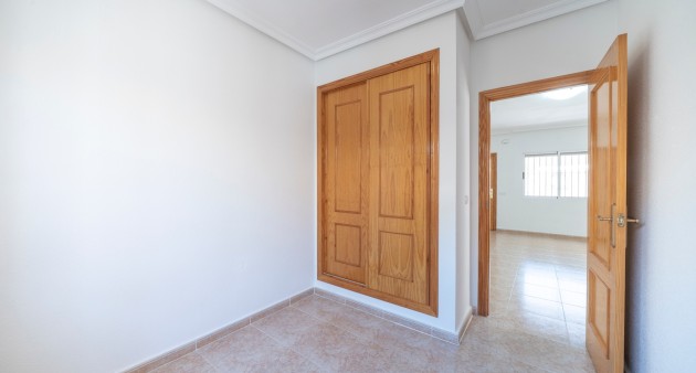 Sale - Villa - Algorfa