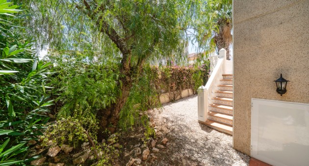 Sale - Villa - Algorfa